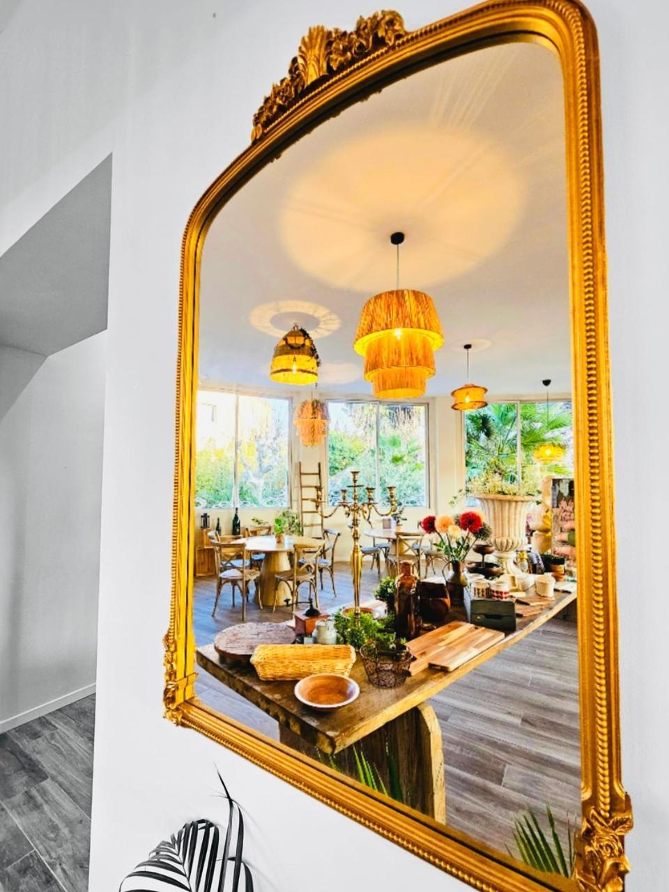 โรงแรมแกรนด์เดส์แบงส์ ซานารี-ซูร์-แมร์ ภายนอก รูปภาพ